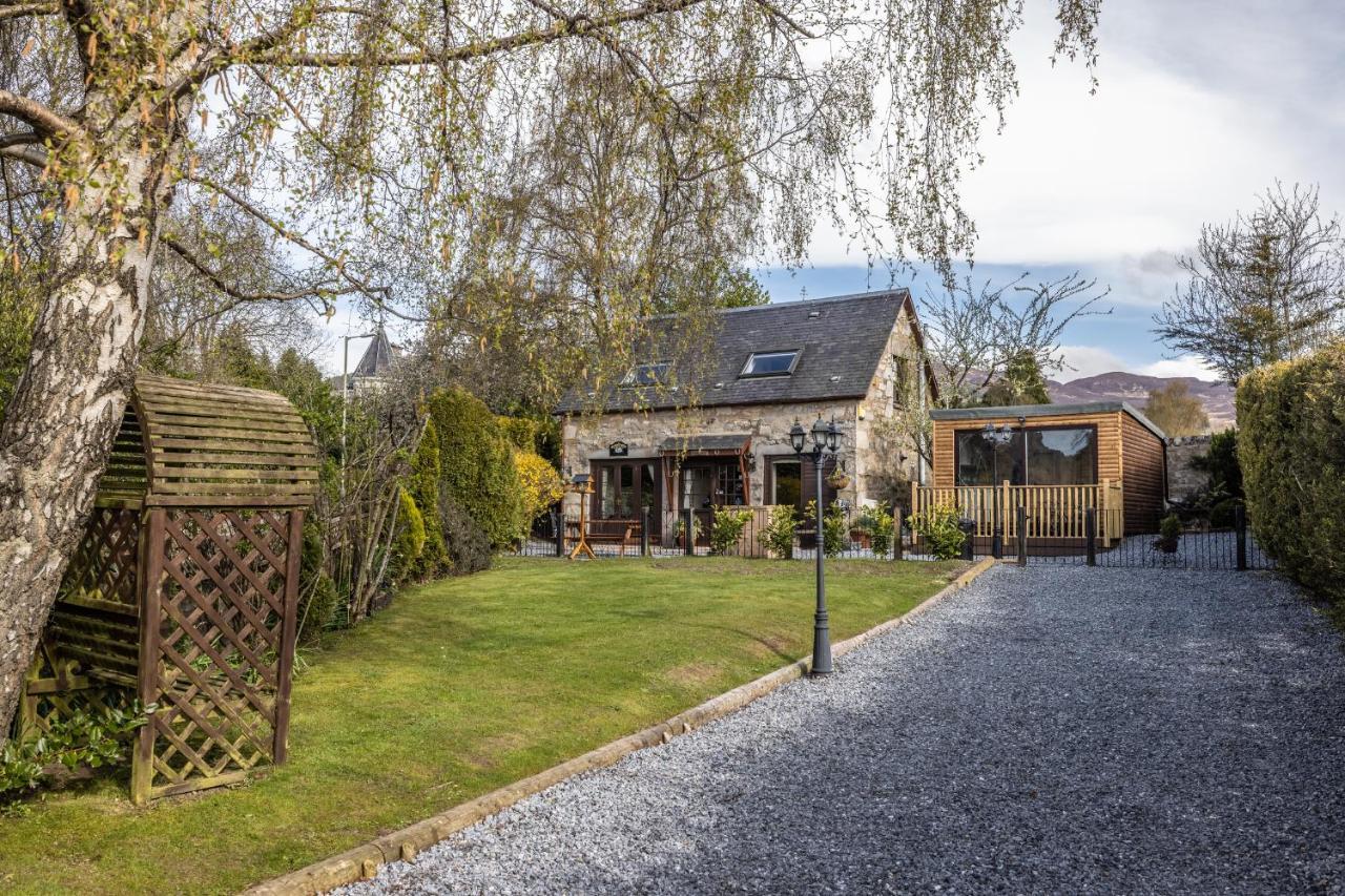 Villa The Old Coach House Pitlochry Exterior foto